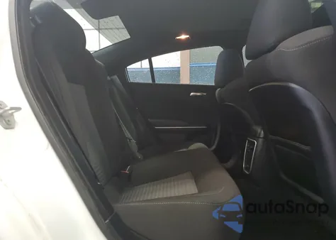 2022 Dodge Charger Gt z USA, uszkodzony, nr VIN 2C3CDXMG5NH136875